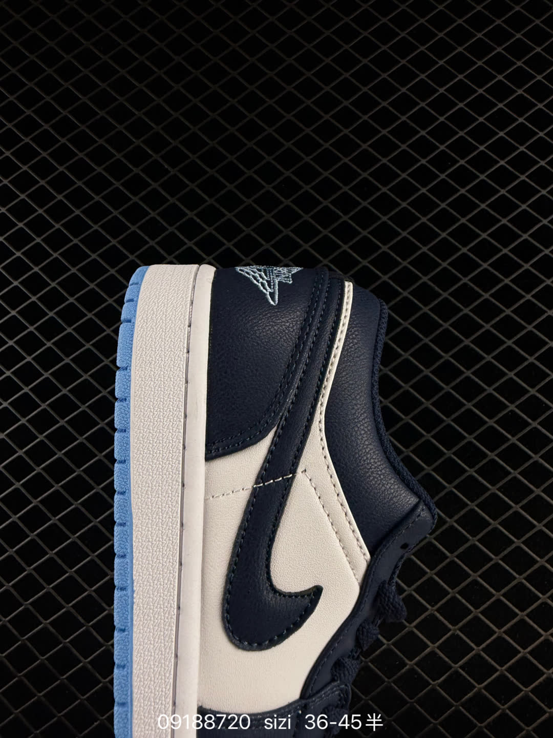 Nike Air Jordan 1 Low-553558-404